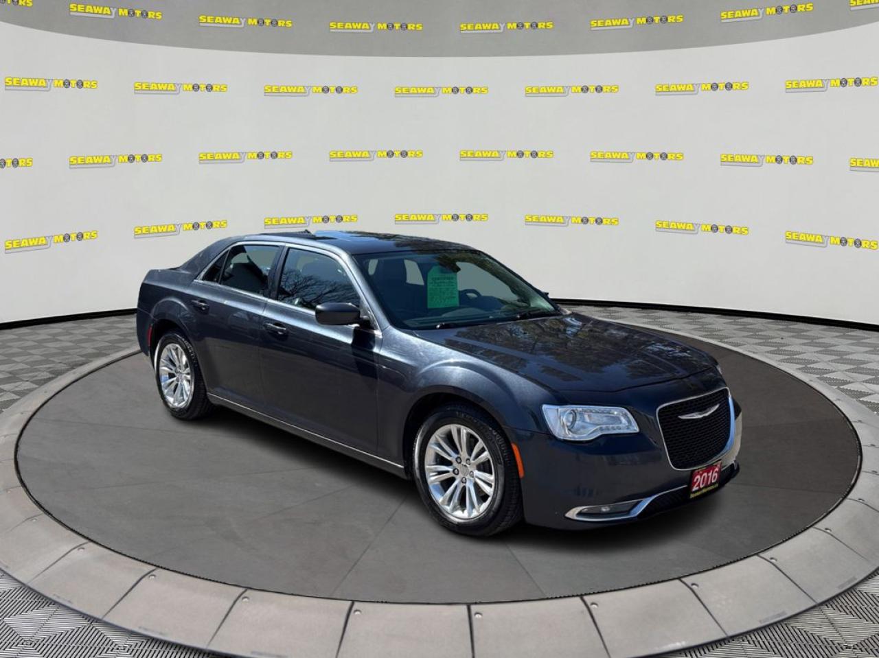 2016 Chrysler 300 Touring  - Photo #1