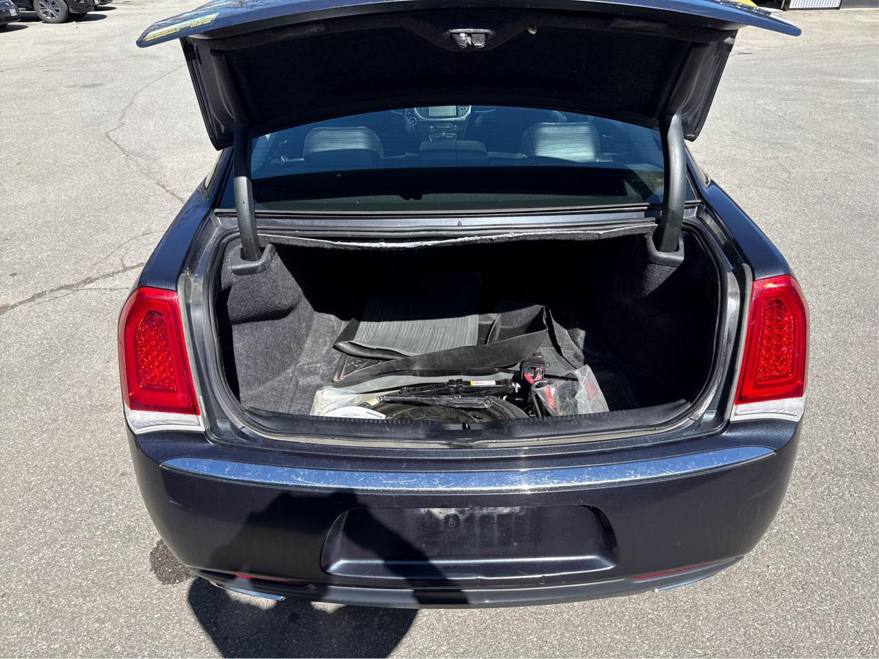 2016 Chrysler 300 Touring  - Photo #13