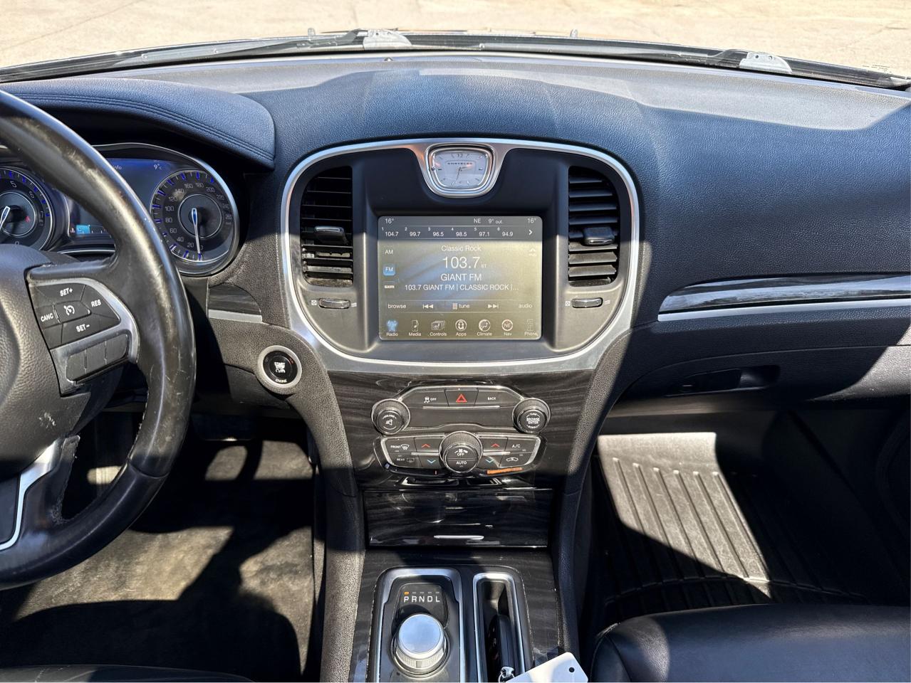 2016 Chrysler 300 Touring  - Photo #14