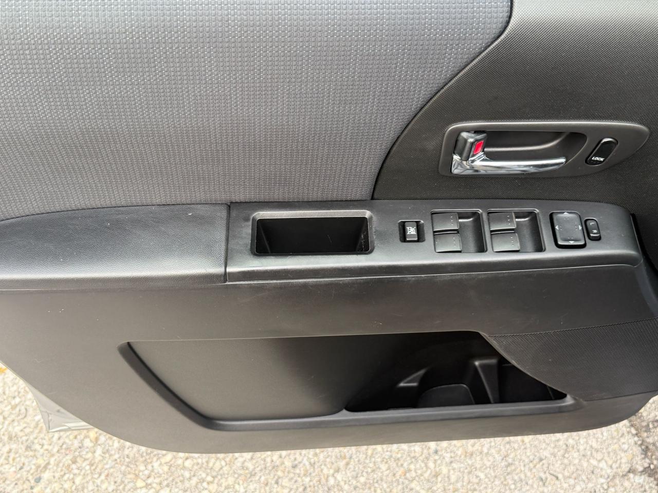 2010 Mazda MAZDA5 4DR WGN MAN GS - Photo #9