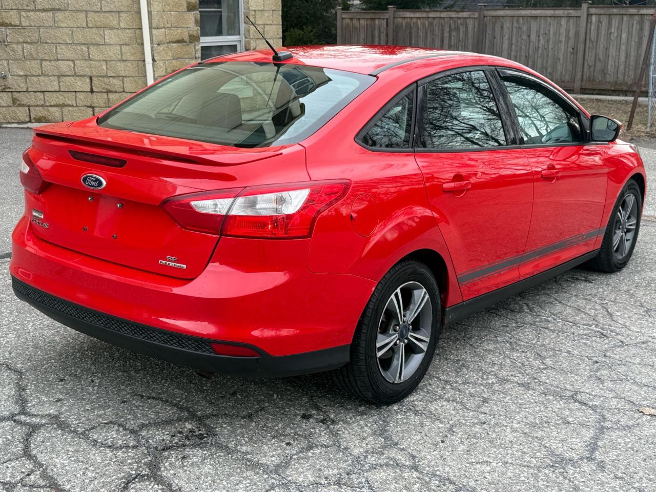 2014 Ford Focus 4DR SDN SE - Photo #5