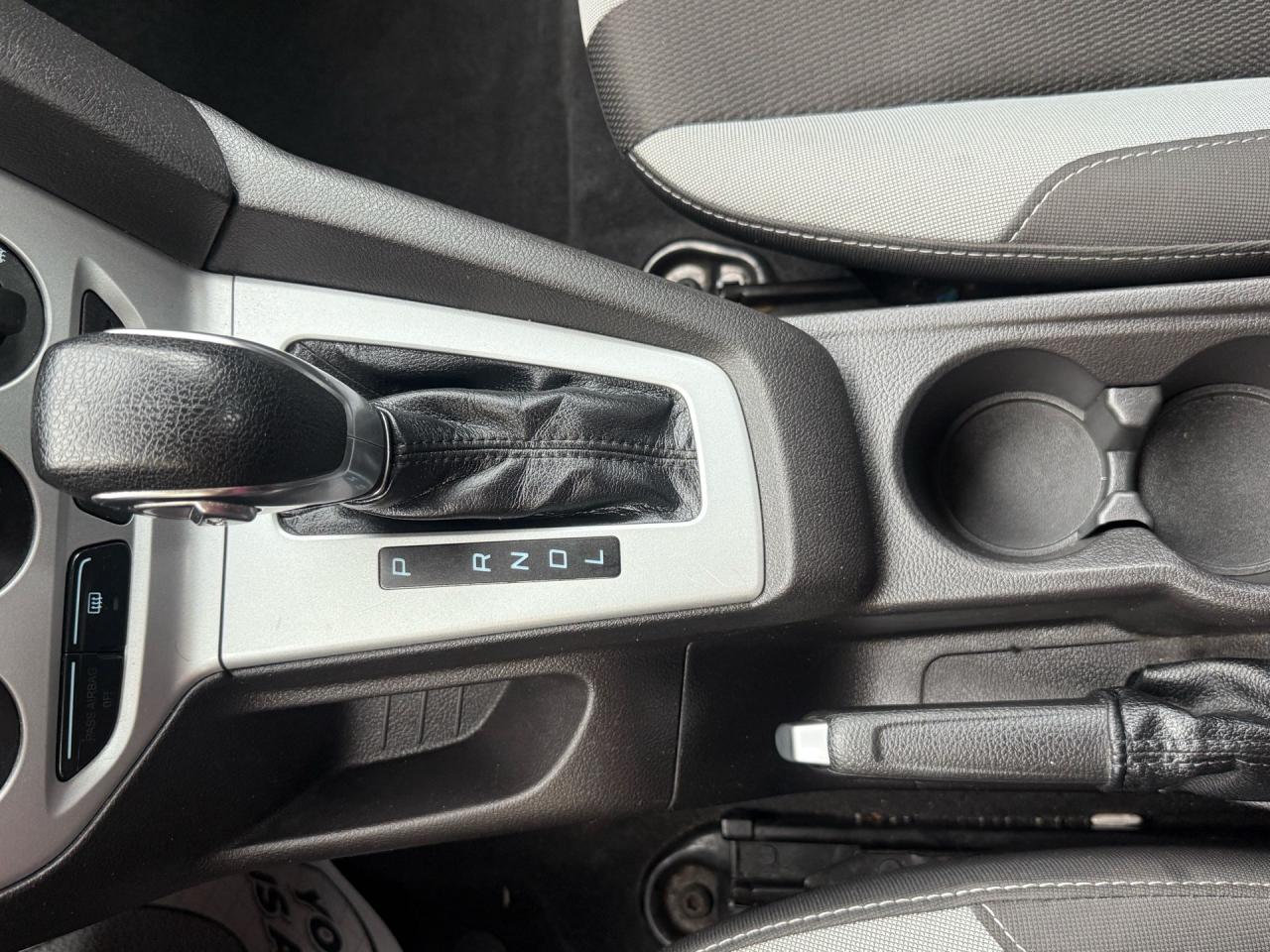 2014 Ford Focus 4DR SDN SE - Photo #16