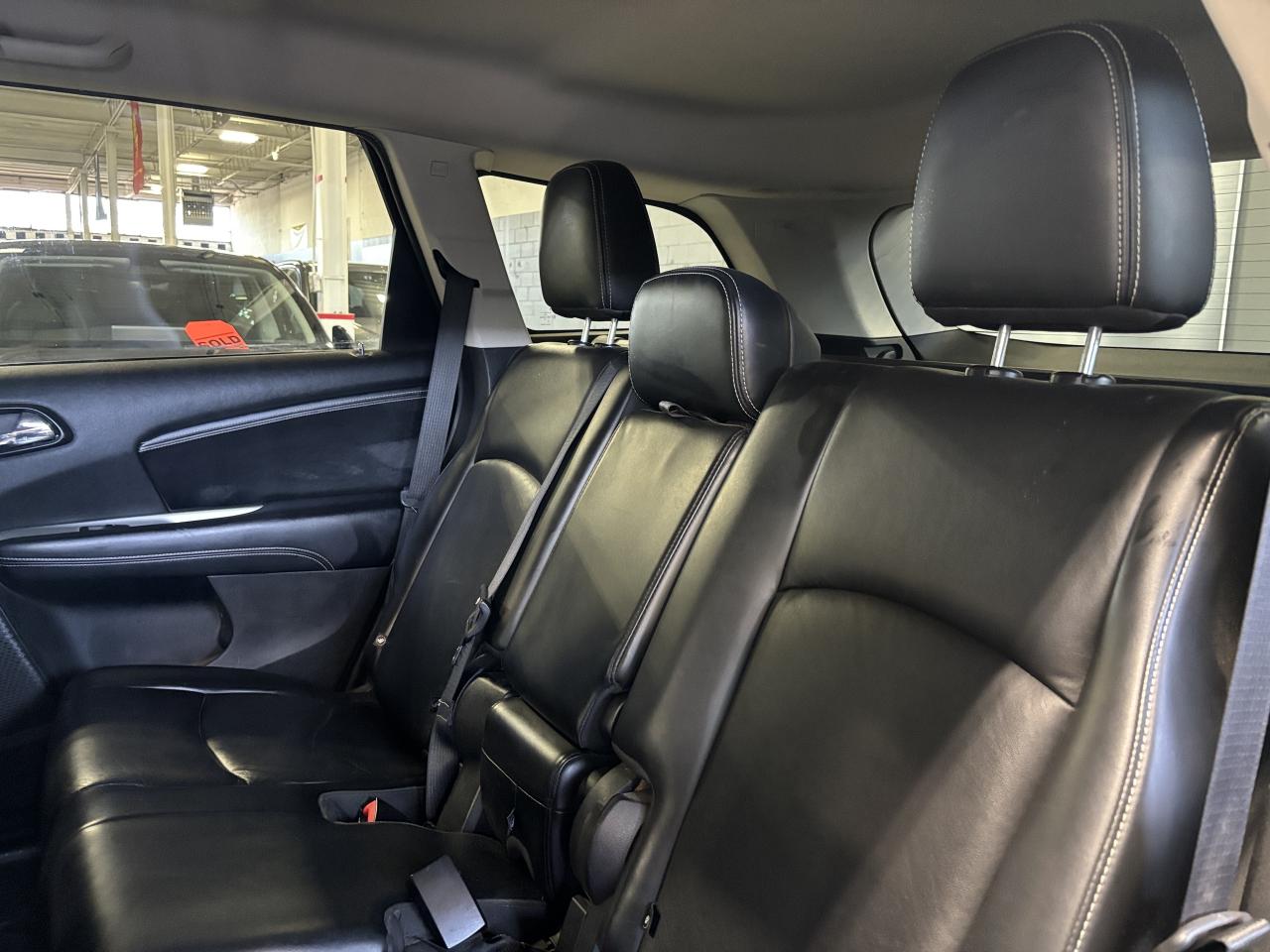 2011 Dodge Journey R-T AWD|V6POWERED|ALPINEAUDIO|LEATHER|SIRIUSXM|+++ - Photo #7