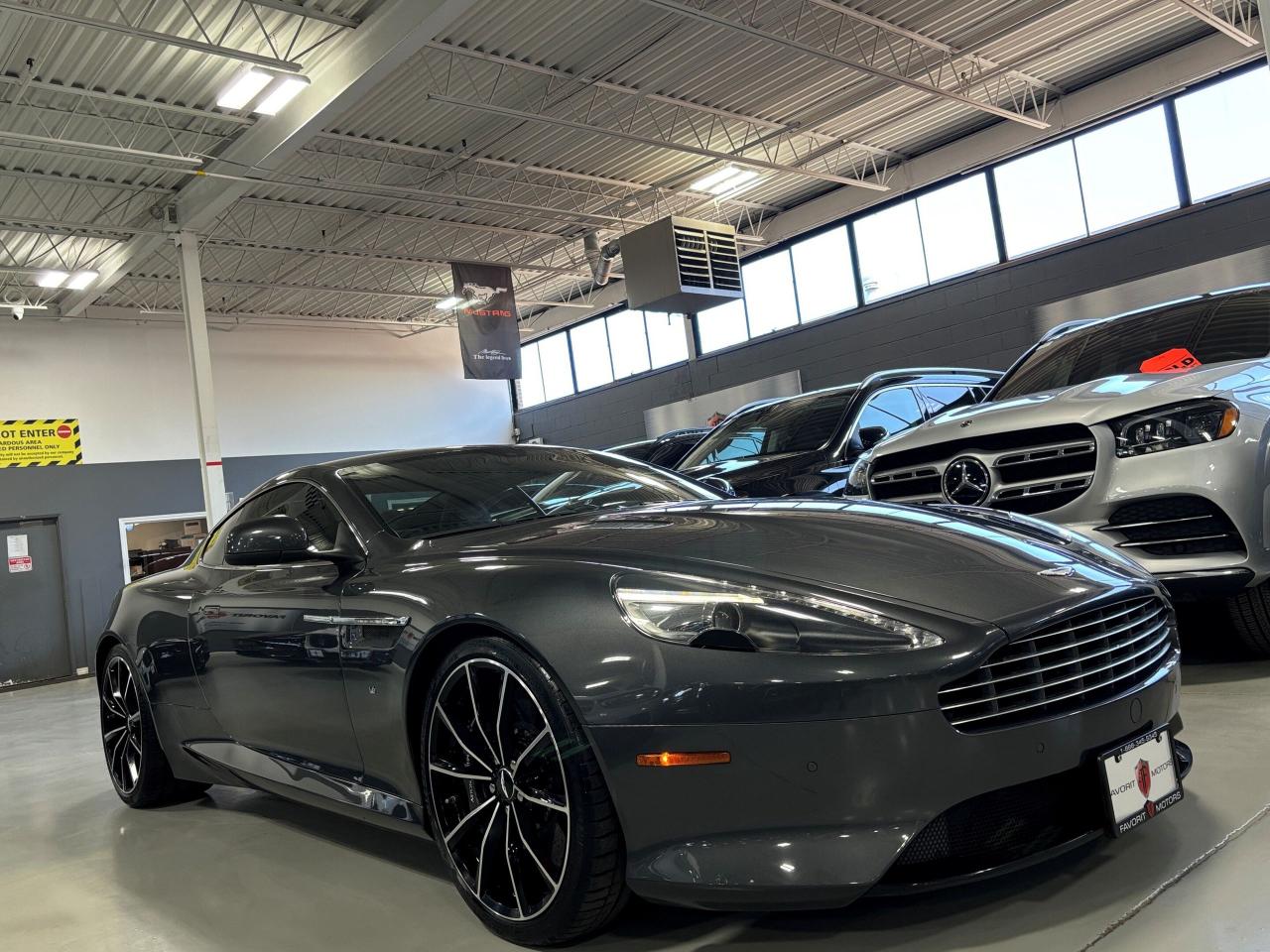 2016 Aston Martin DB9 GT|V12|RWD|COUPE|NAV|POWERSEATS|LEATHER|BACKUPCAM| - Photo #2