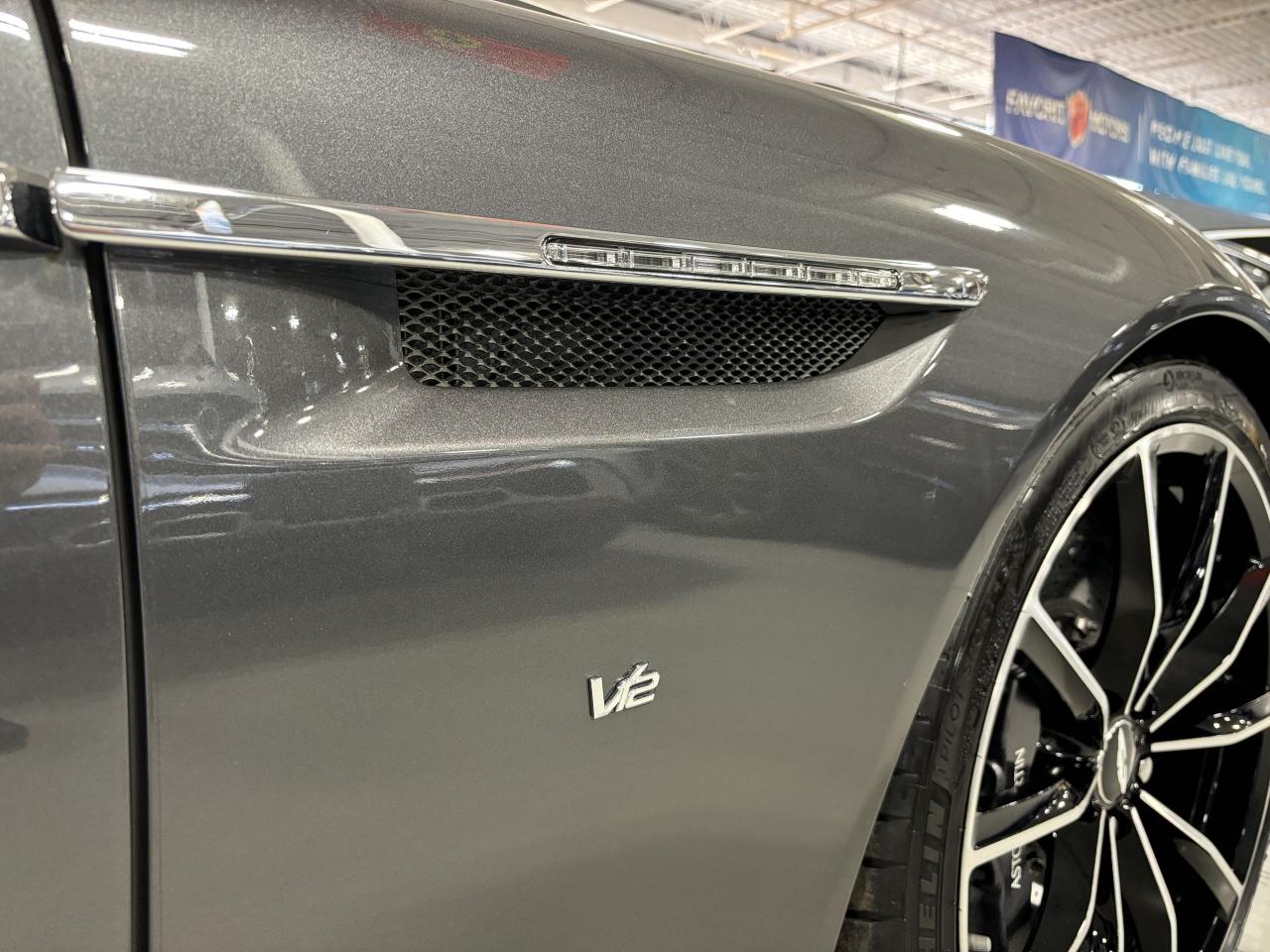 2016 Aston Martin DB9 GT|V12|RWD|COUPE|NAV|POWERSEATS|LEATHER|BACKUPCAM| - Photo #8
