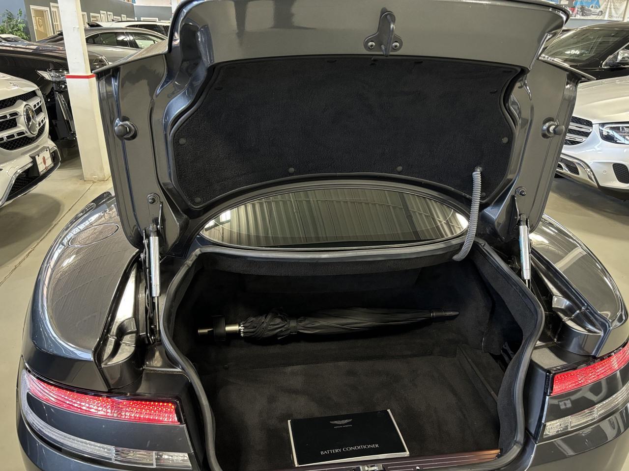 2016 Aston Martin DB9 GT|V12|RWD|COUPE|NAV|POWERSEATS|LEATHER|BACKUPCAM| - Photo #14