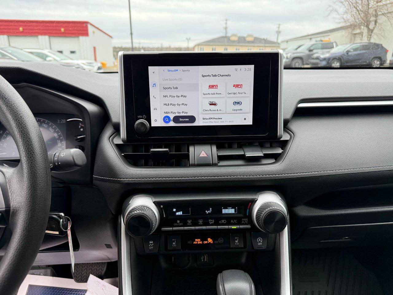 2023 Toyota RAV4 LE Photo