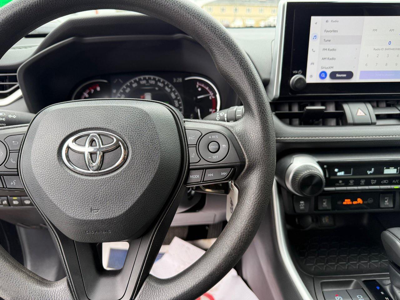 2023 Toyota RAV4 LE Photo