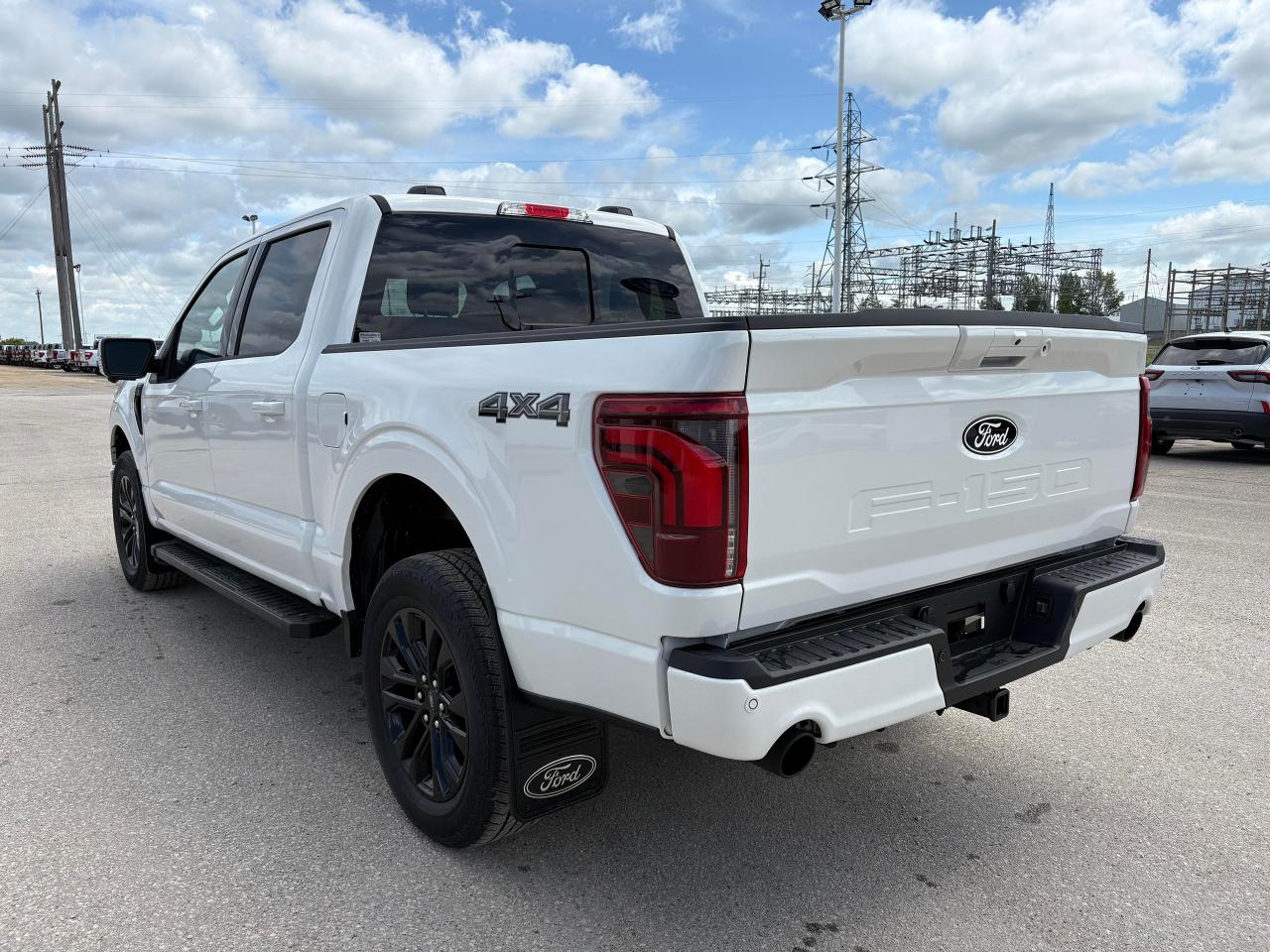 2025 Ford F-150 Lariat 4WD SuperCrew 5.5' Box Photo5