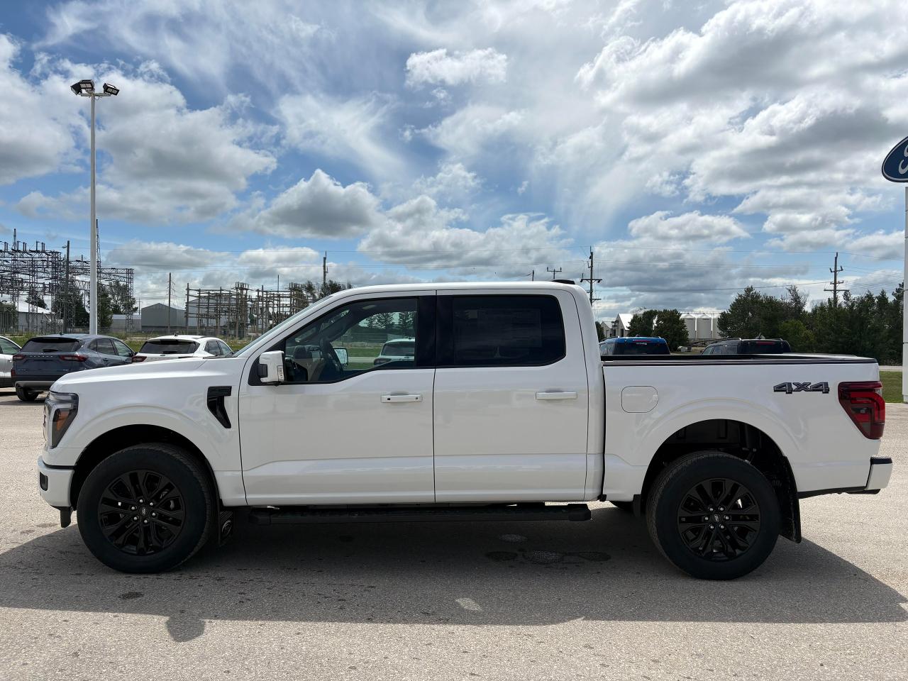 2025 Ford F-150 Lariat 4WD SuperCrew 5.5' Box Photo5