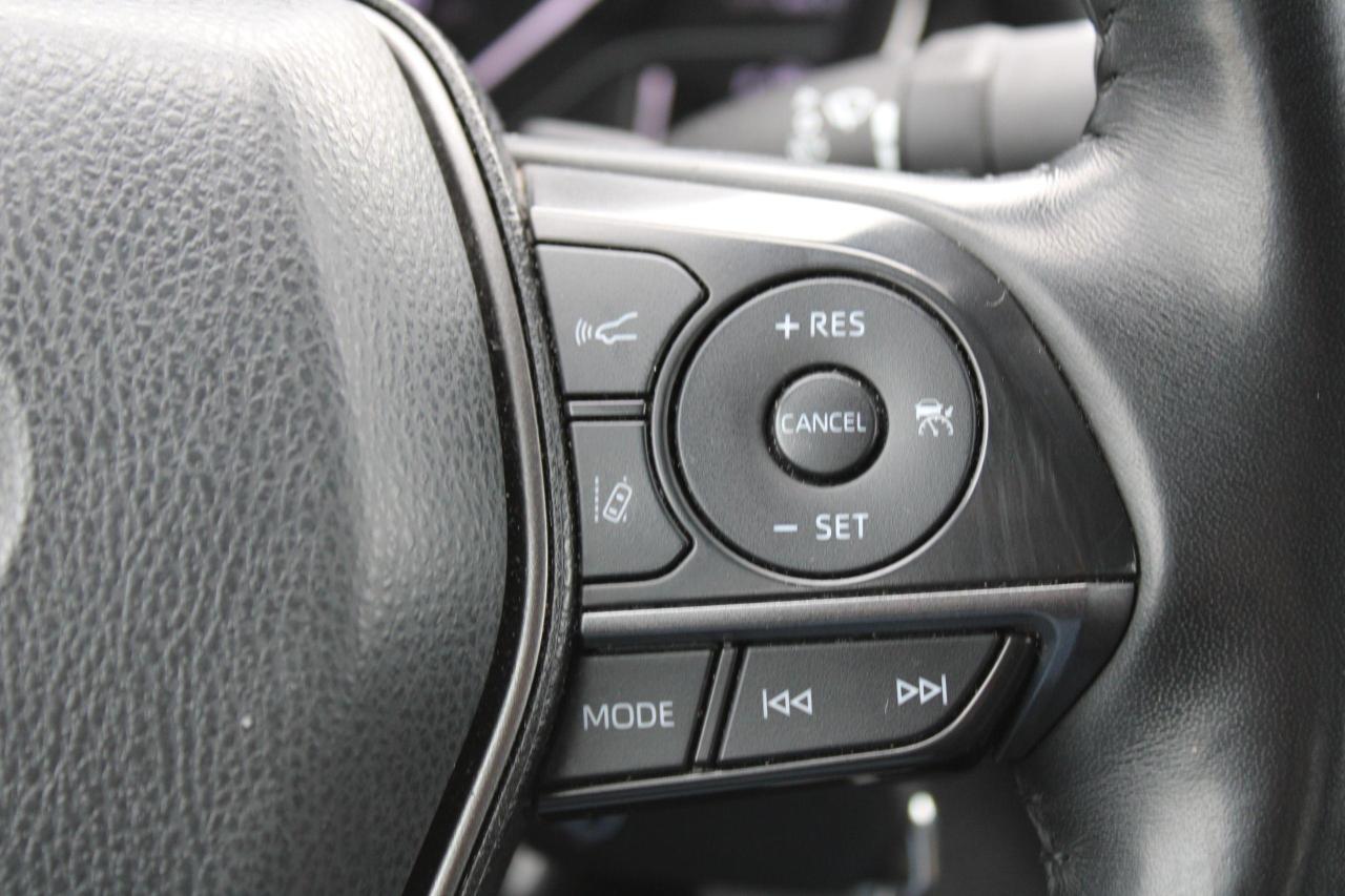 2022 Toyota Camry SE Auto - Photo #8