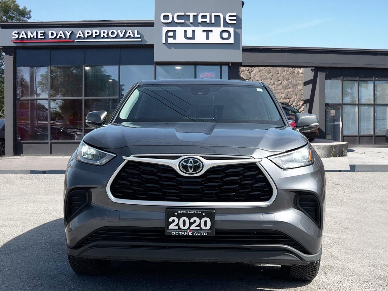 2020 Toyota Highlander L - Photo #2