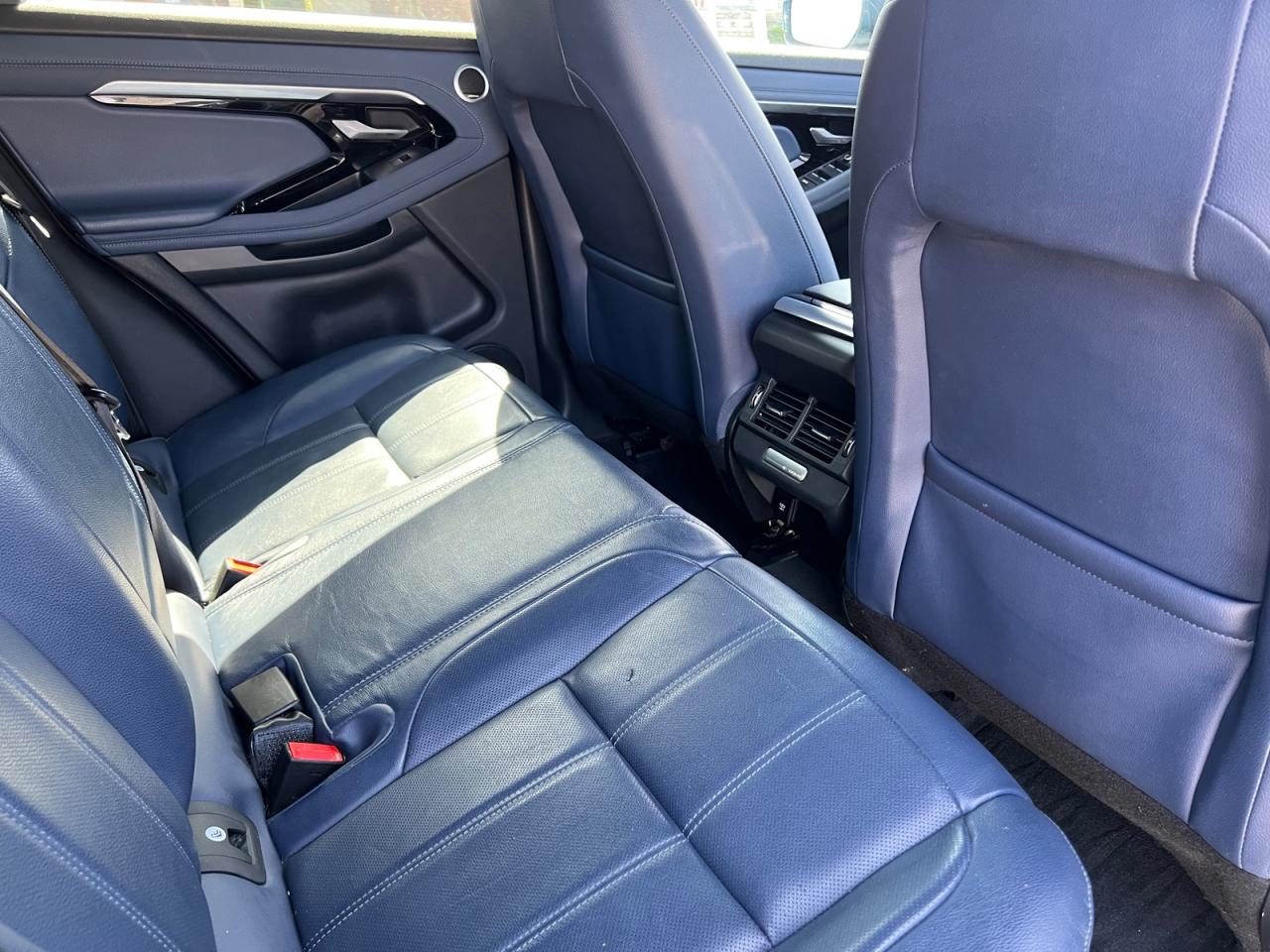 2020 Land Rover Evoque S - Photo #12