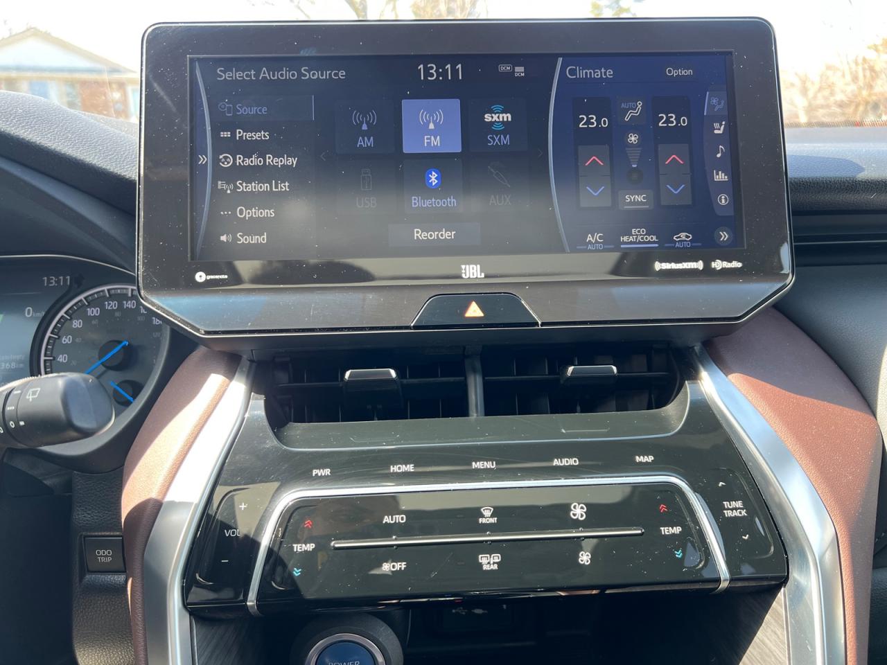 2022 Toyota Venza LIMITED - Photo #32