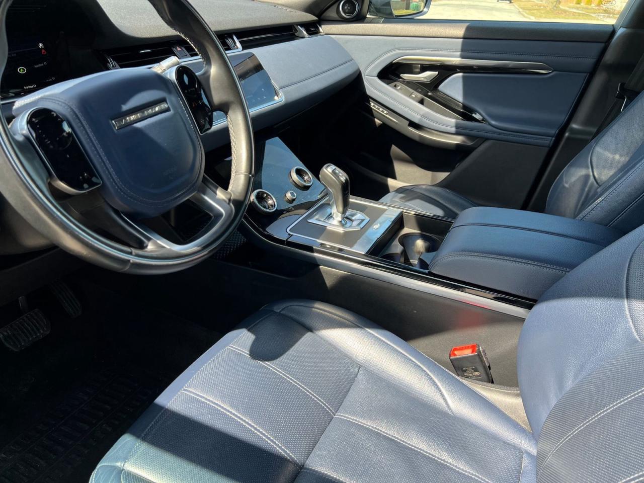 2020 Land Rover Evoque S - Photo #18