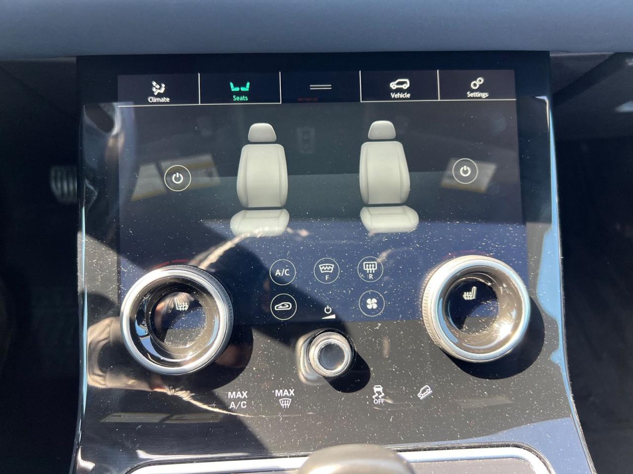2020 Land Rover Evoque S - Photo #40