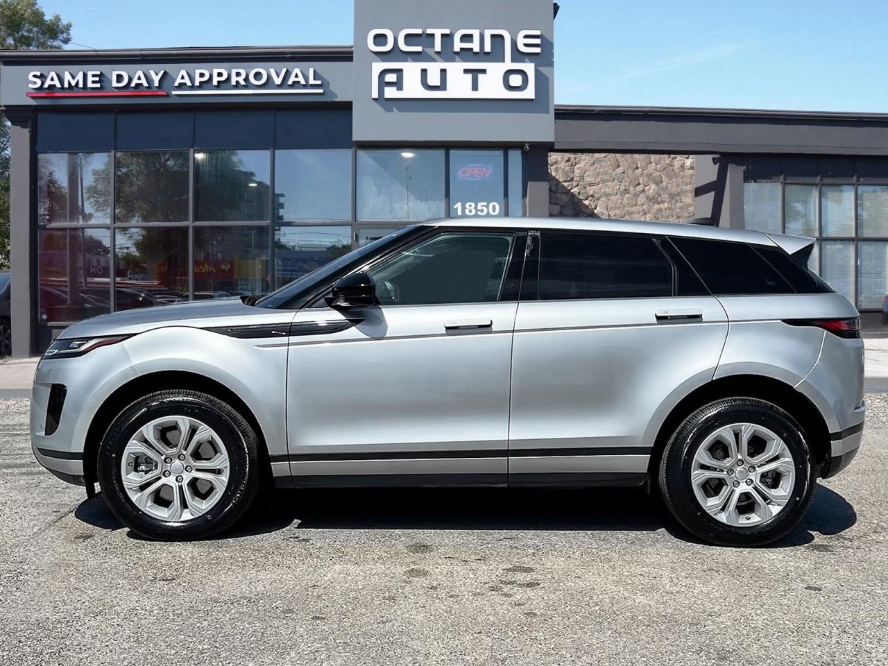 2020 Land Rover Evoque S - Photo #3