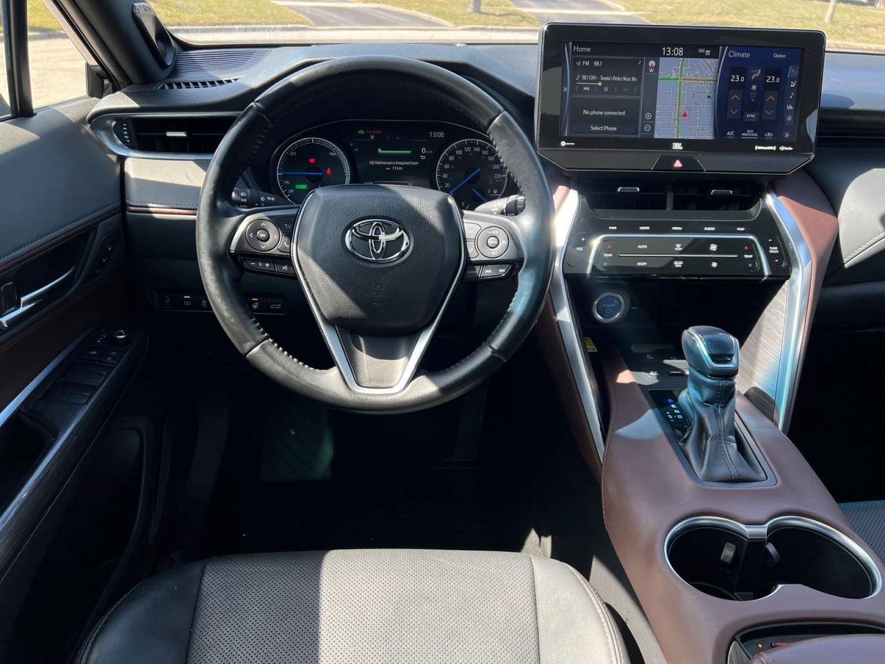 2022 Toyota Venza LIMITED - Photo #15