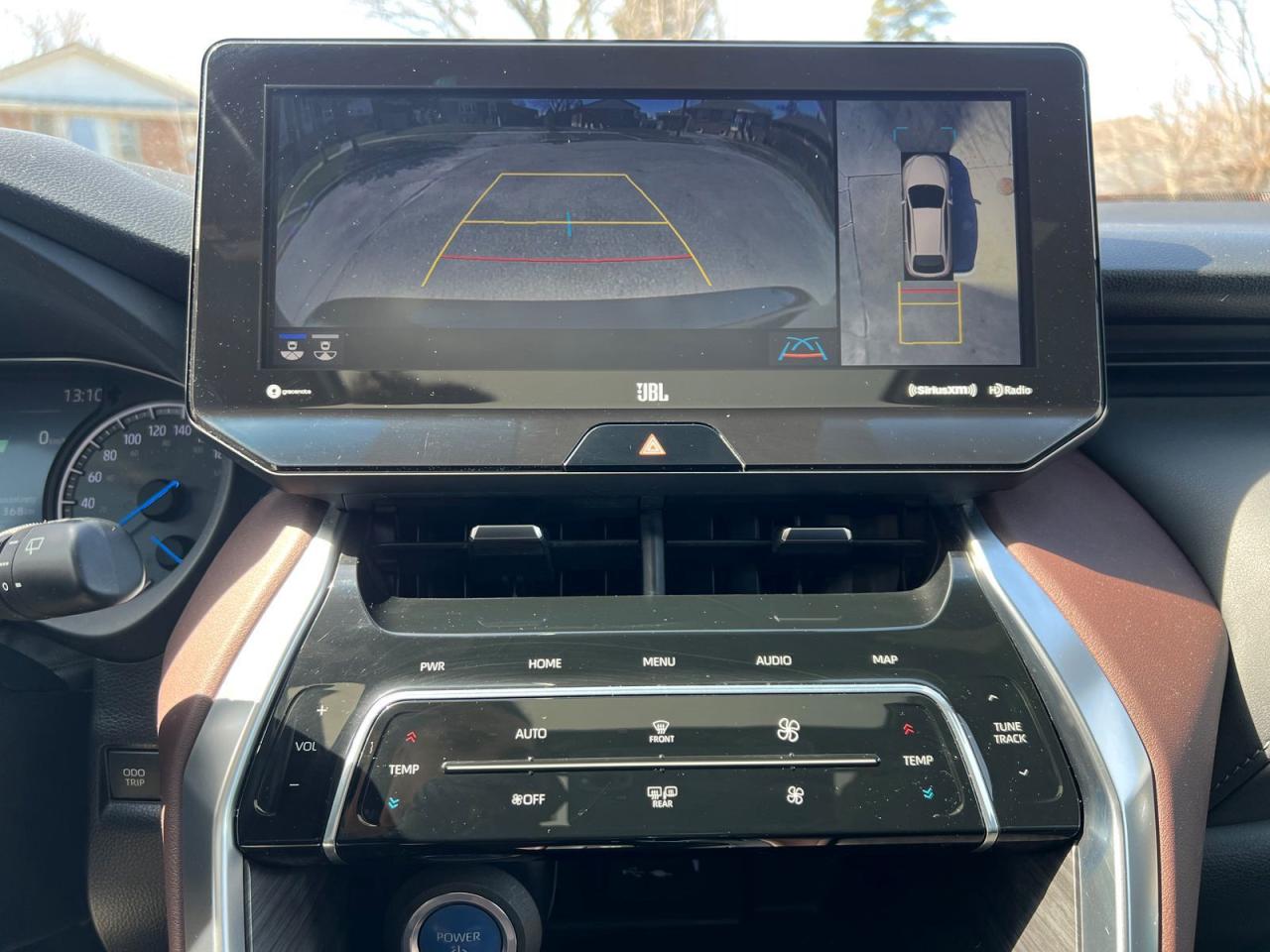2022 Toyota Venza LIMITED - Photo #27