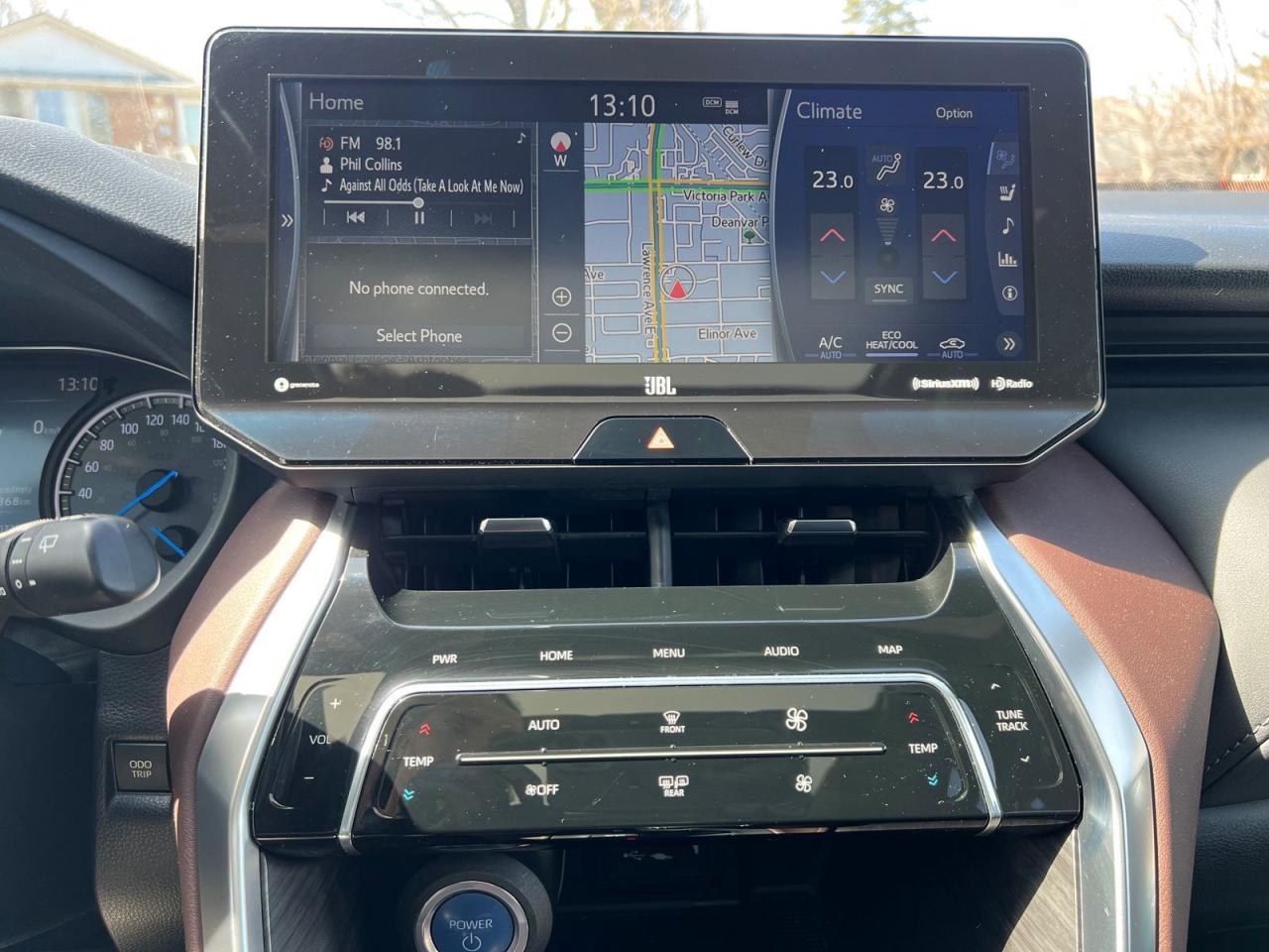 2022 Toyota Venza LIMITED - Photo #28
