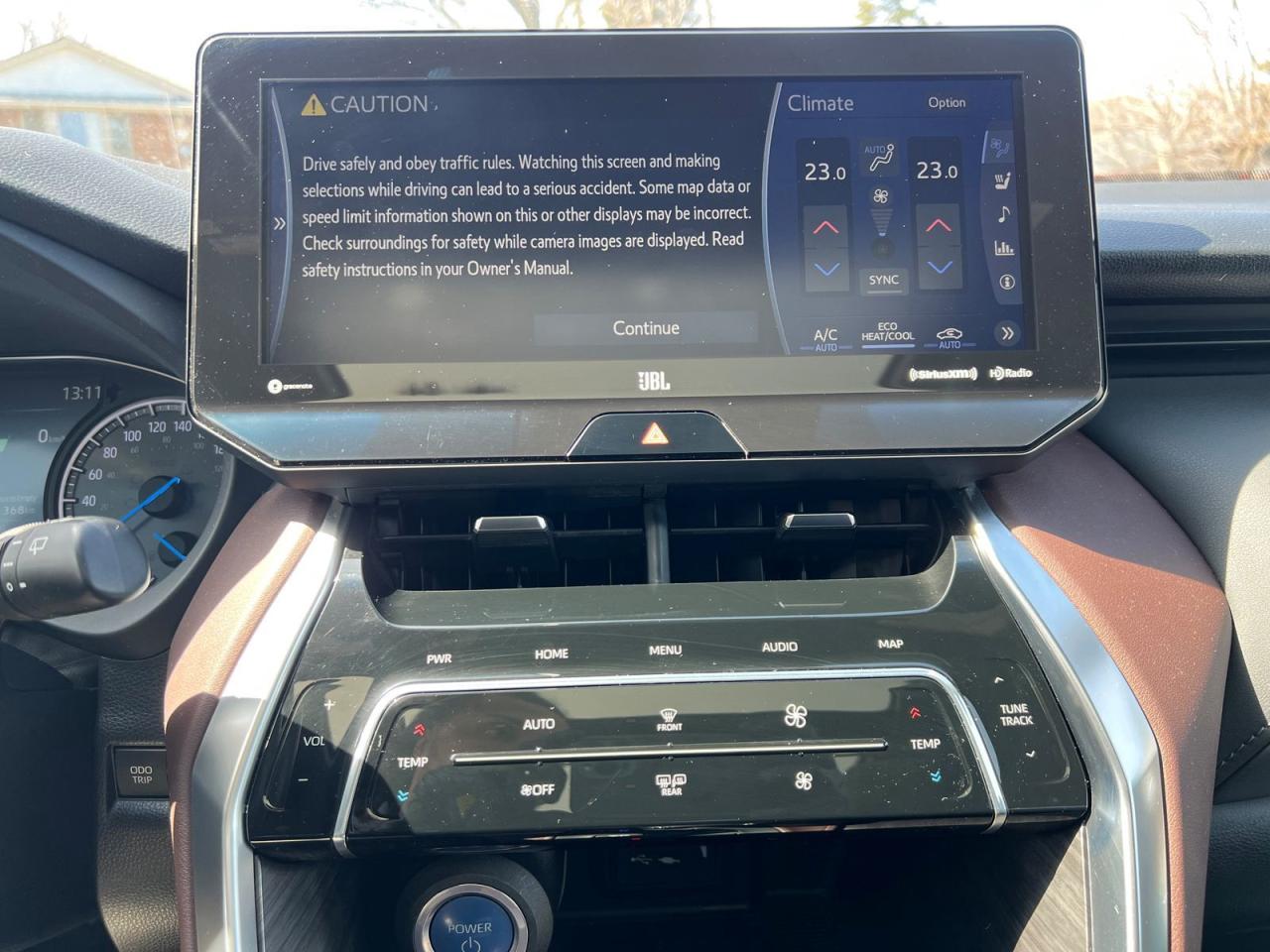 2022 Toyota Venza LIMITED - Photo #33