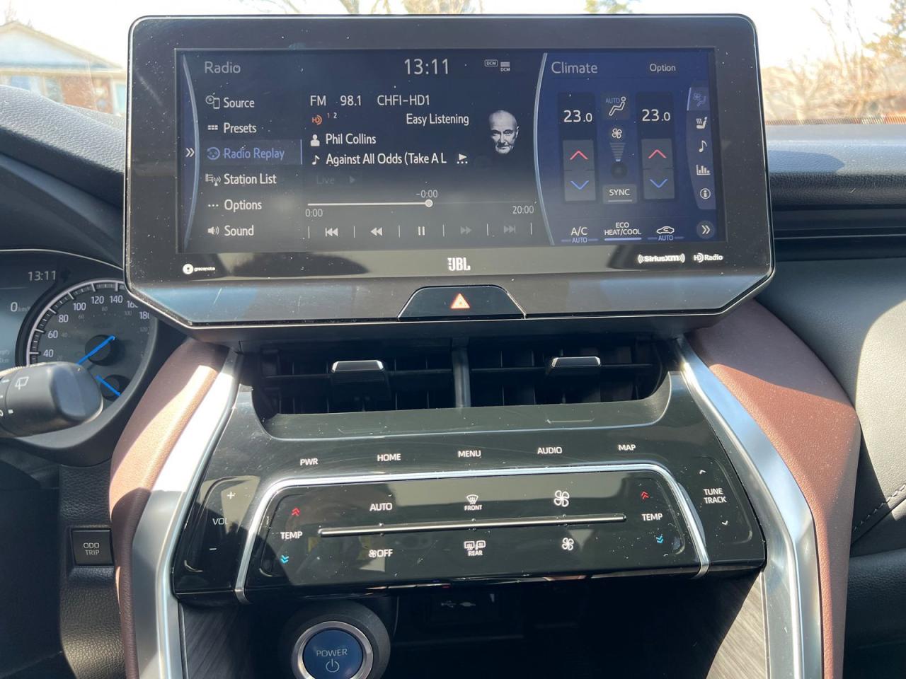 2022 Toyota Venza LIMITED - Photo #31