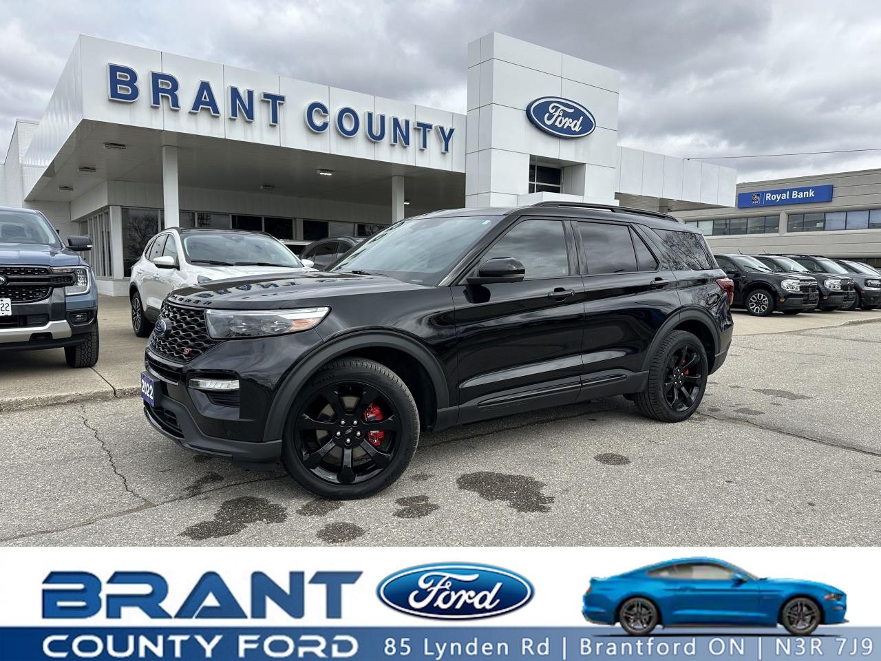 Used 2022 Ford Explorer ST for sale in Brantford, ON