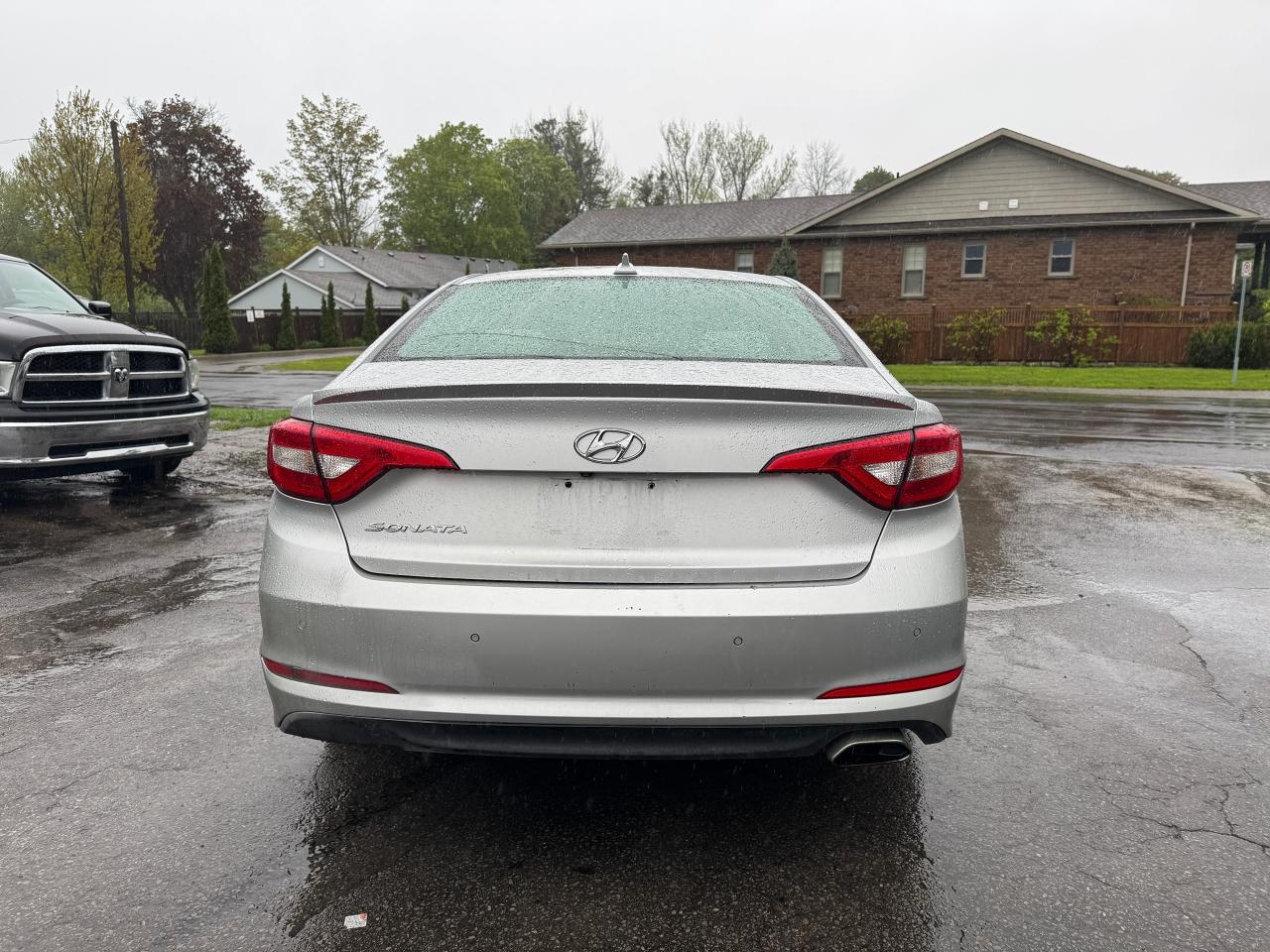 2015 Hyundai Sonata 4dr Sdn 2.4L Auto GLS - Photo #6