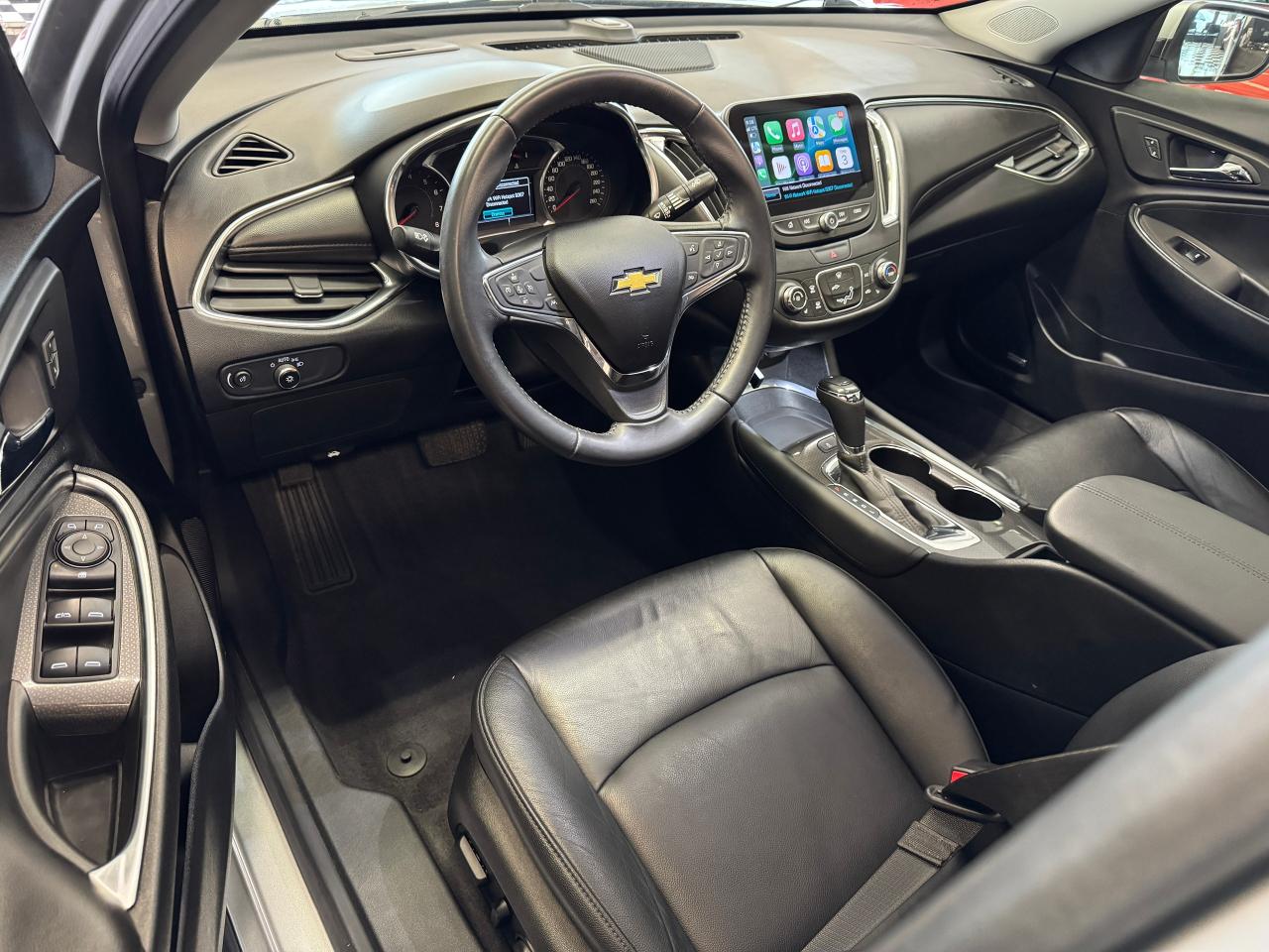 2018 Chevrolet Malibu LT+Roof+Leather+GPS+BOSE Sound+Leather+CLEANCARFAX - Photo #22