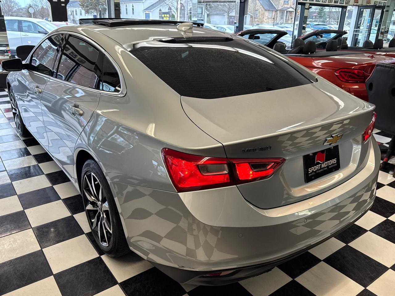 2018 Chevrolet Malibu LT+Roof+Leather+GPS+BOSE Sound+Leather+CLEANCARFAX - Photo #8