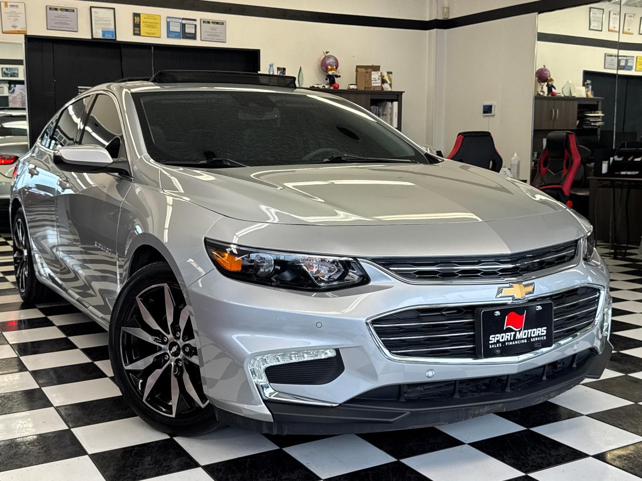 2018 Chevrolet Malibu LT+Roof+Leather+GPS+BOSE Sound+Leather+CLEANCARFAX Photo20