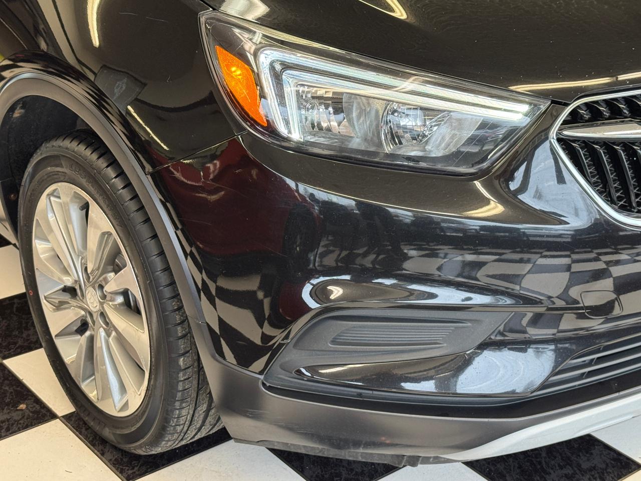 2018 Buick Encore Preferred+New Tires+Camera+ApplePlay+CLEAN CARFAX - Photo #33