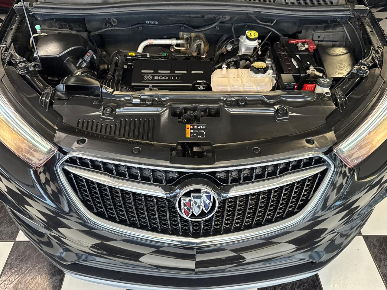 2018 Buick Encore Preferred+New Tires+Camera+ApplePlay+CLEAN CARFAX - Photo #9