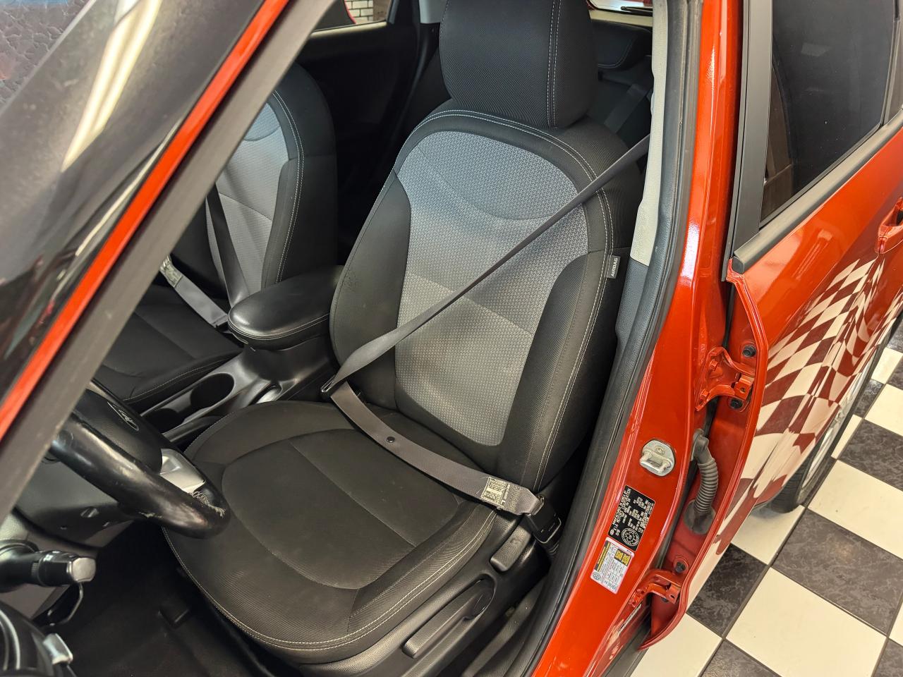 2019 Kia Soul EX+Camera+ApplePlay+Hetaed Steering+CLEAN CARFAX - Photo #22