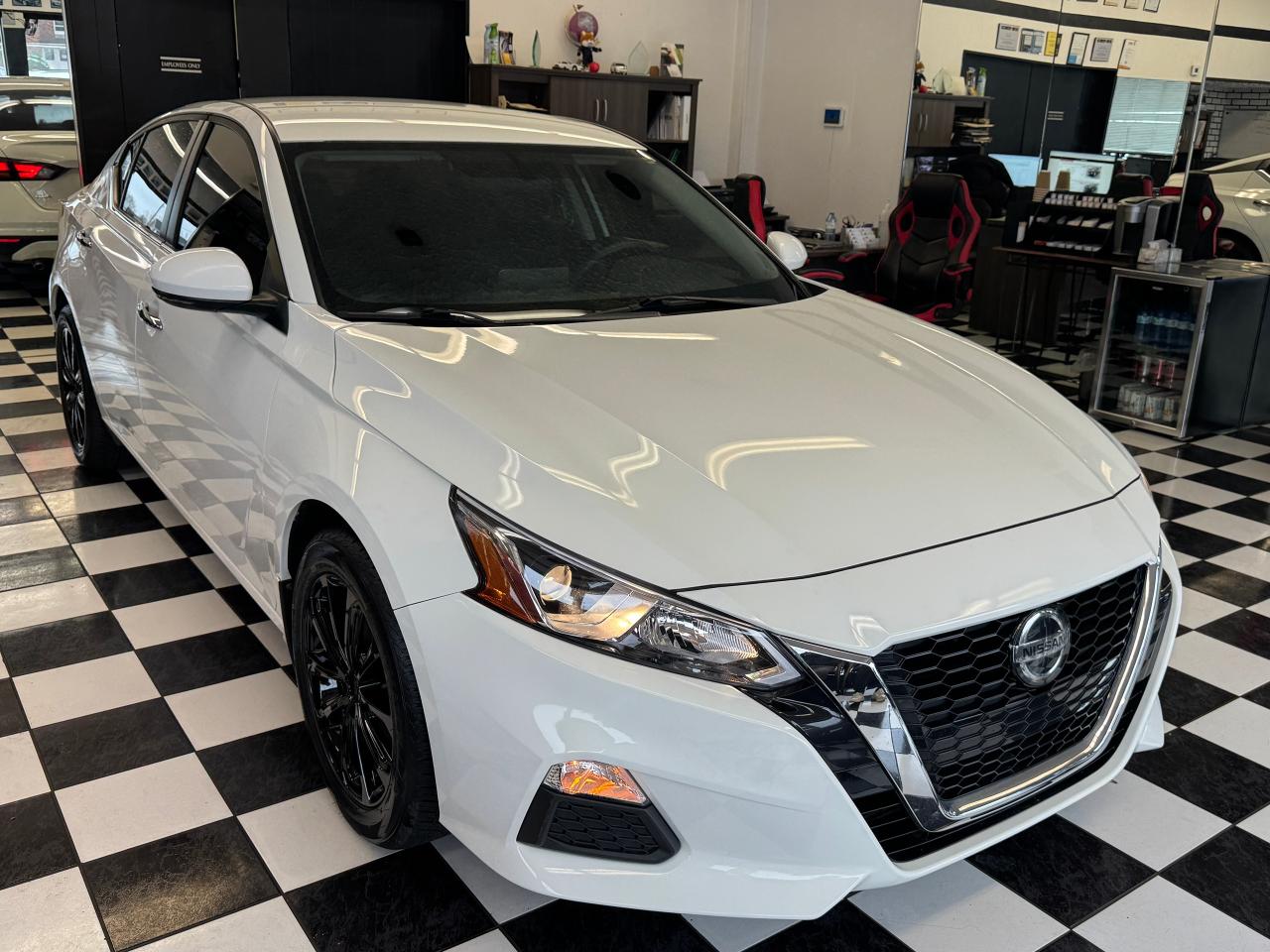 2019 Nissan Altima S AWD+New Tires+Wheels+Camera+CLEAN CARFAX Photo8