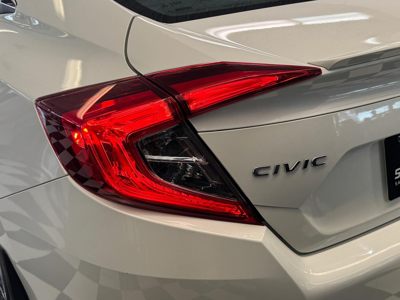 2017 Honda Civic EX-T+Roof+Adaptive Cruise+New Tires+CLEAN CARFAX Photo
