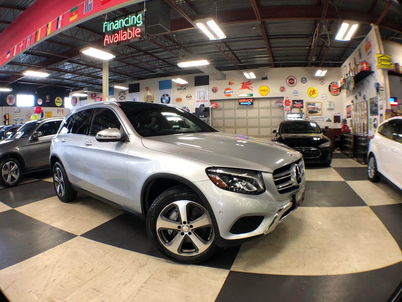 2018 Mercedes-Benz GLC-Class 300 4MATIC LEATHER PAN/ROOF NAVI B/SPOT CAMERA