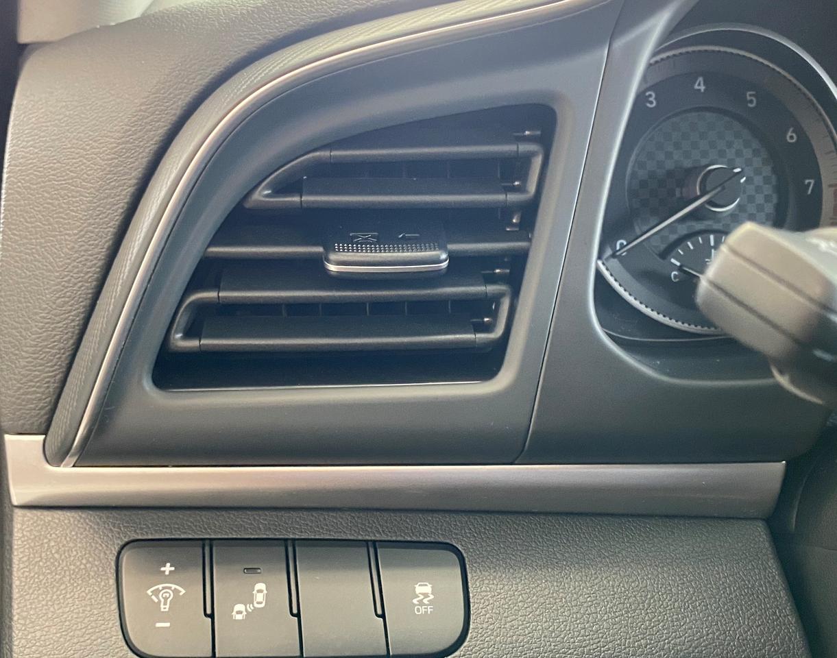 2019 Hyundai Elantra Preferred+New Tires+Camera+ApplePlay+CLEAN CARFAX Photo