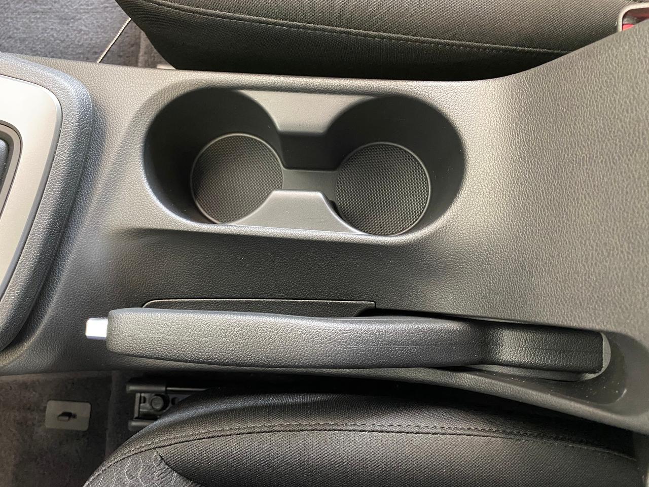 2019 Hyundai Elantra Preferred+New Tires+Camera+ApplePlay+CLEAN CARFAX Photo