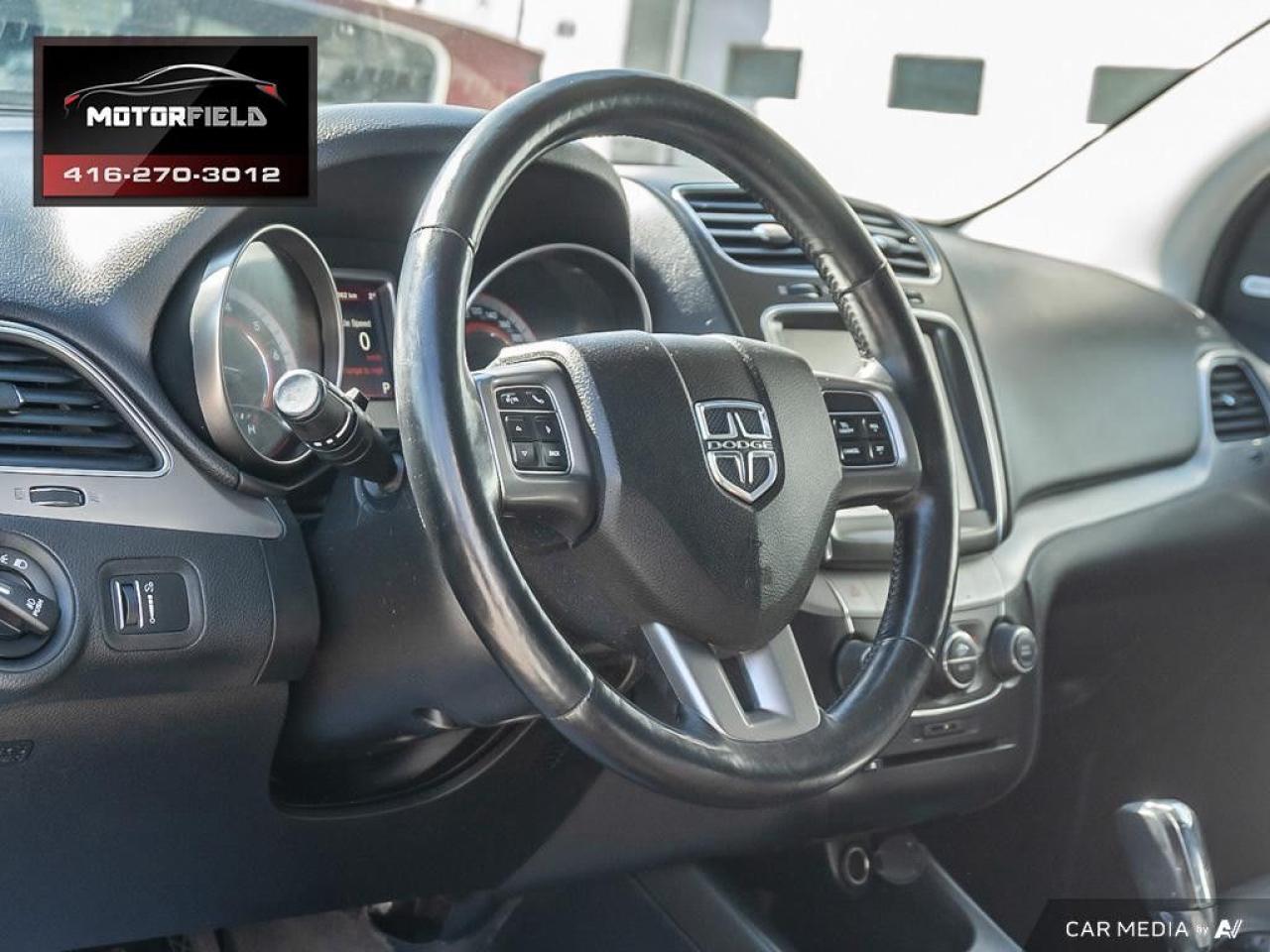 2017 Dodge Journey Crossroad AWD 7 Seater *DVD, NAV, LOADED* Photo