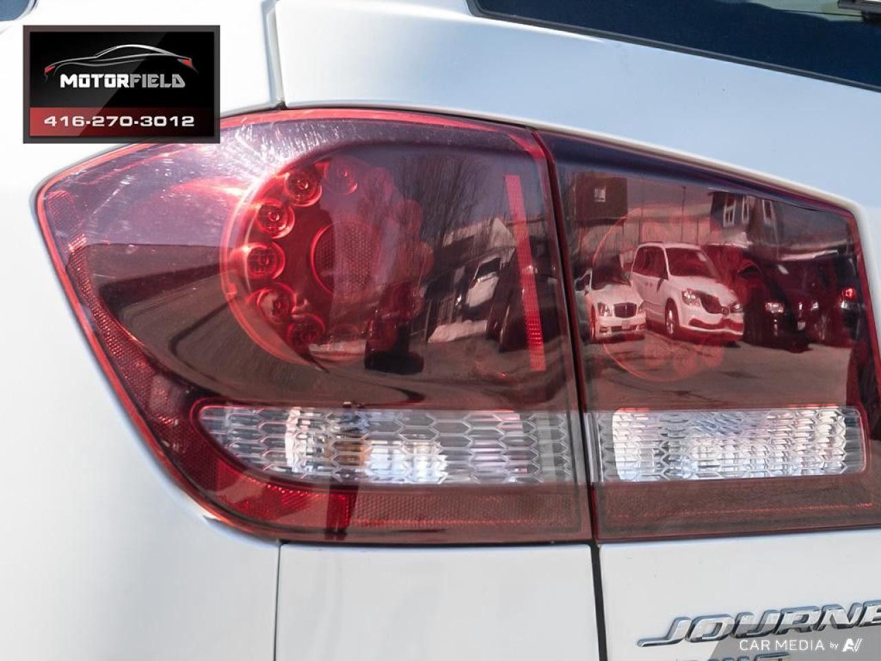 2017 Dodge Journey Crossroad AWD 7 Seater *DVD, NAV, LOADED* Photo