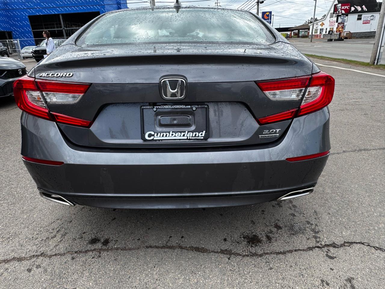 2018 Honda Accord Sedan TOURING 2.0 Photo
