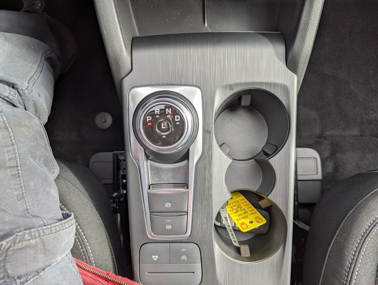 2025 Ford Escape Active Photo5