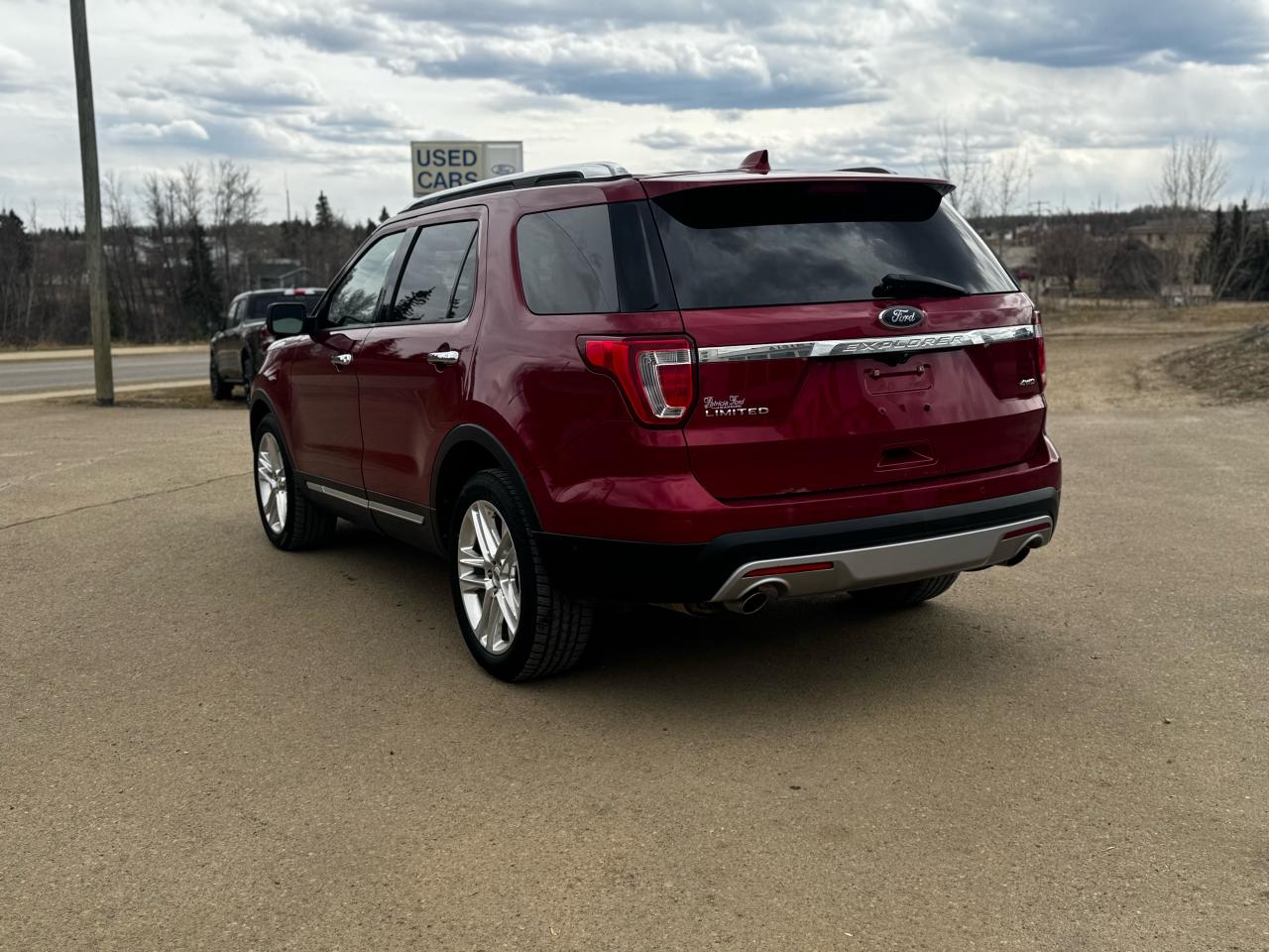 2017 Ford Explorer Limited 4WD Photo