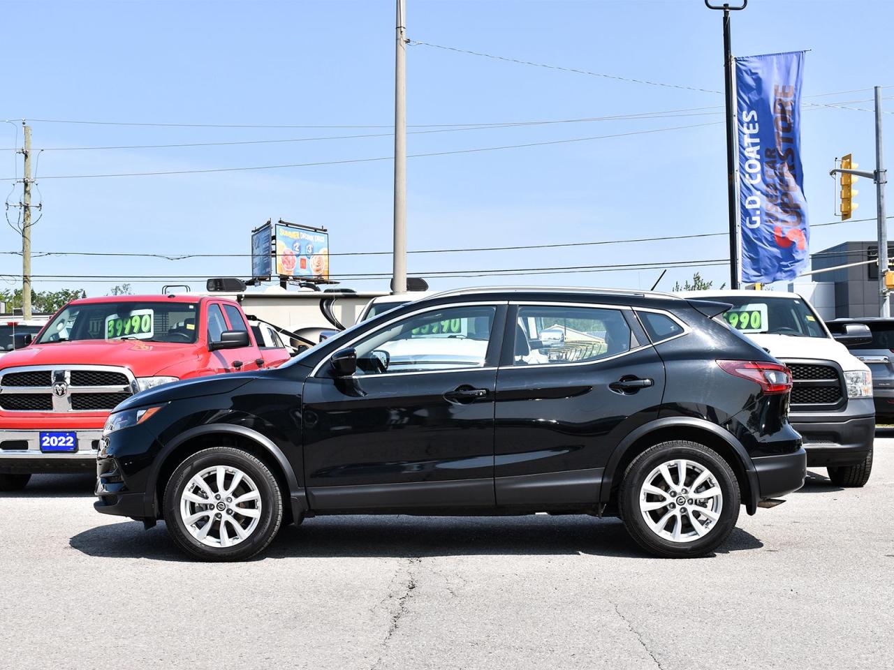 2023 Nissan Qashqai SV AWD ~Heated Seats ~Pano sunroof ~Bluetooth ~Cam Photo3