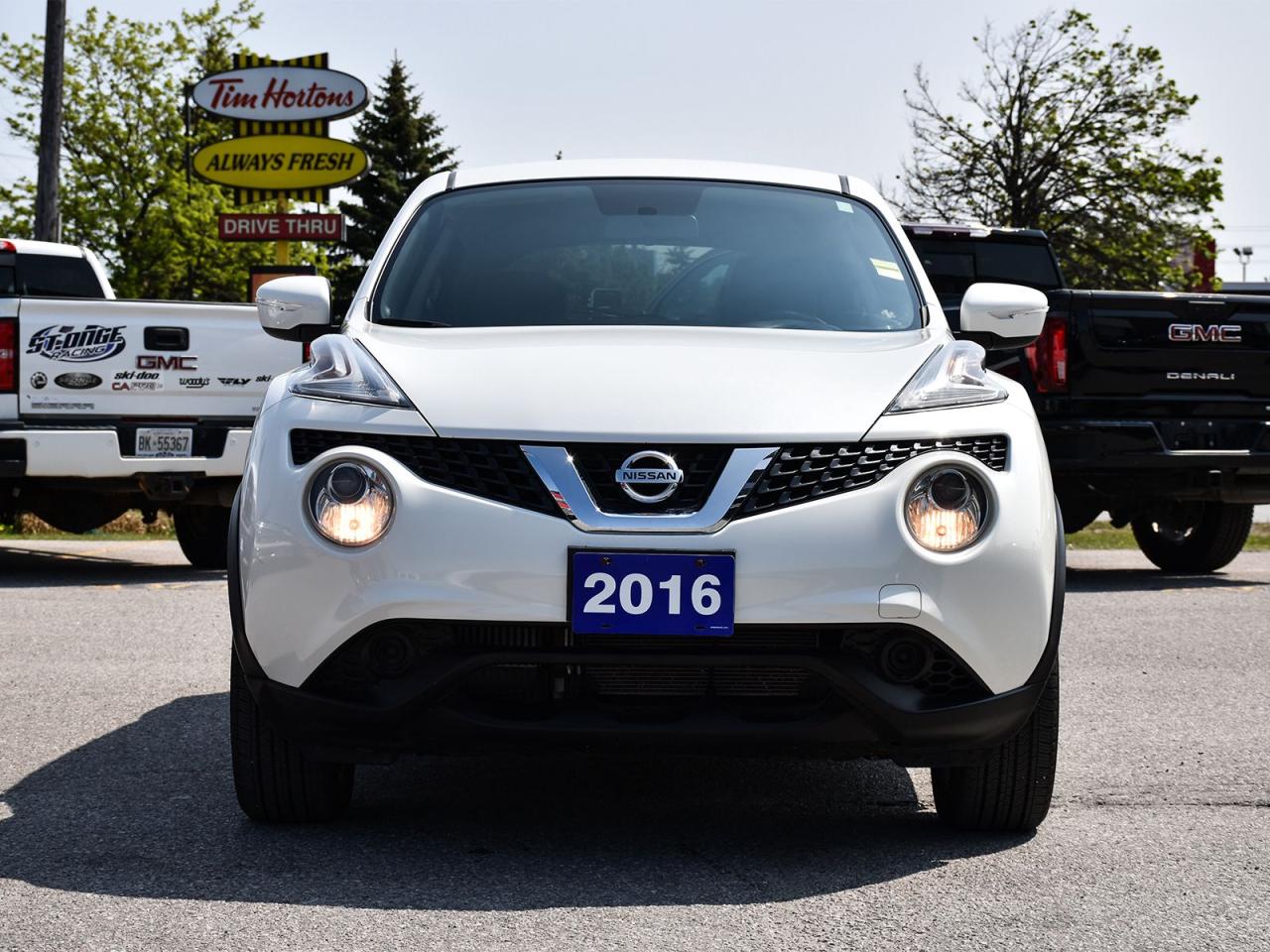 2016 Nissan Juke SV AWD ~Heated Seats ~Camera ~Bluetooth ~Alloys Photo2