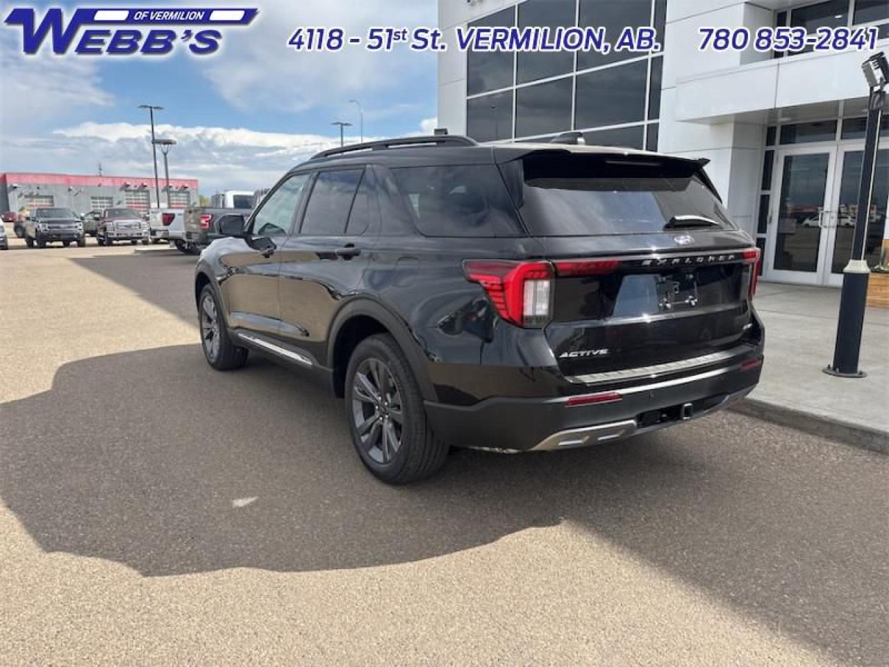 2025 Ford Explorer ACTIVE Photo3