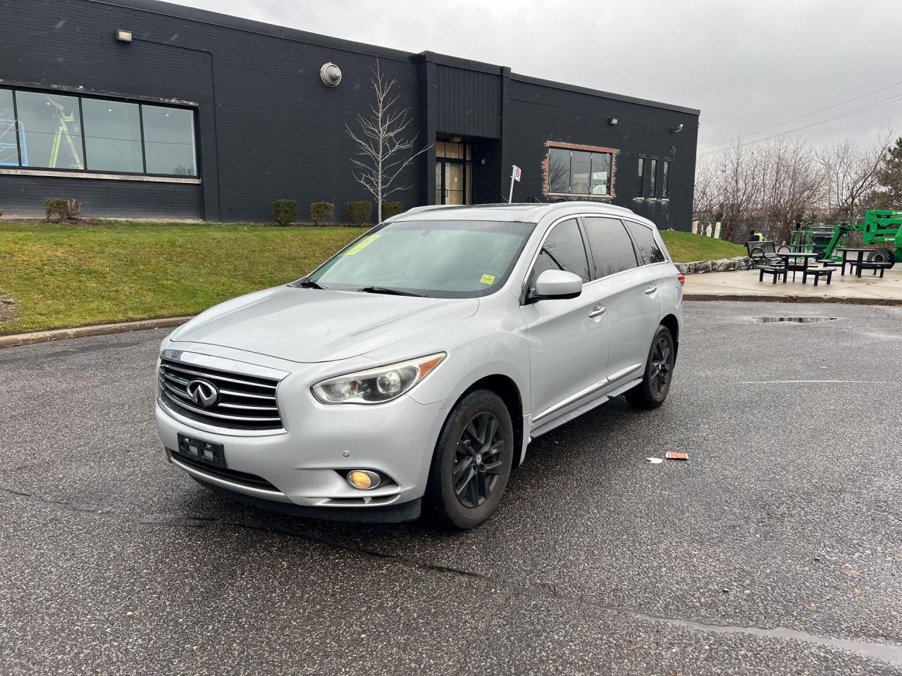 2013 Infiniti JX35 AWD 4DR