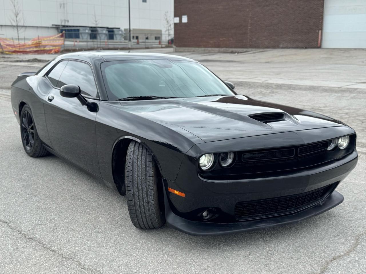 2021 Dodge Challenger GT Photo2