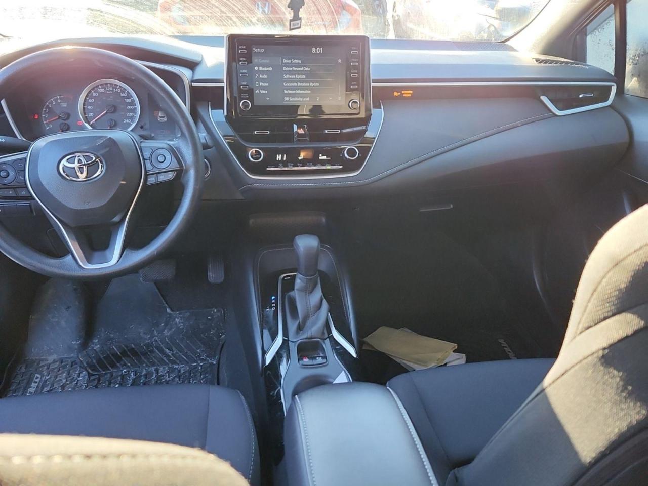 2021 Toyota Corolla SE Hatchback - Photo #8